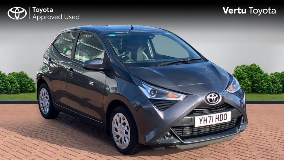 Toyota Aygo X 1.0 VVT-i Edge 5dr Petrol Hatchback